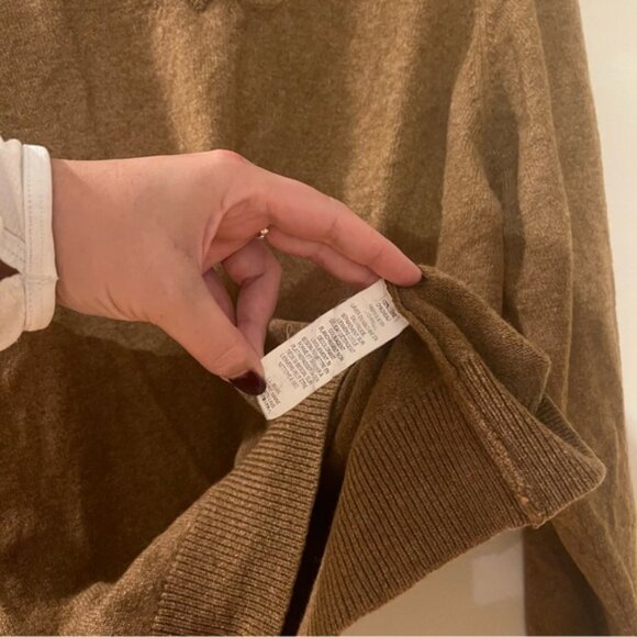 L.L Bean Sweater Brown Lambswool V-Neck Knit - Picture 4 of 6